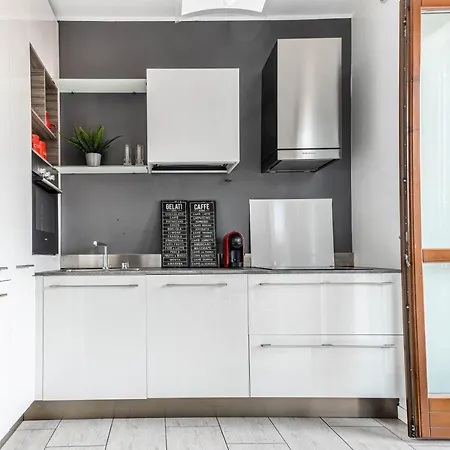 Apartment Altido Cosy 1-bed With Balcony Milan