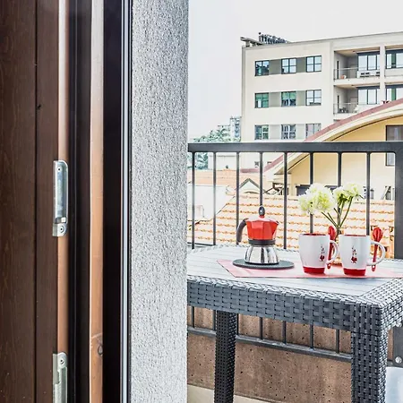 Altido Cosy 1-bed With Balcony * Milan